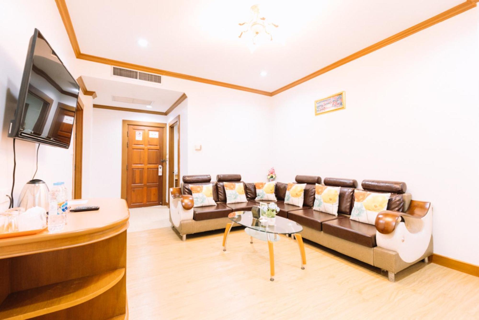 Chumphon Gardens Hotel Экстерьер фото