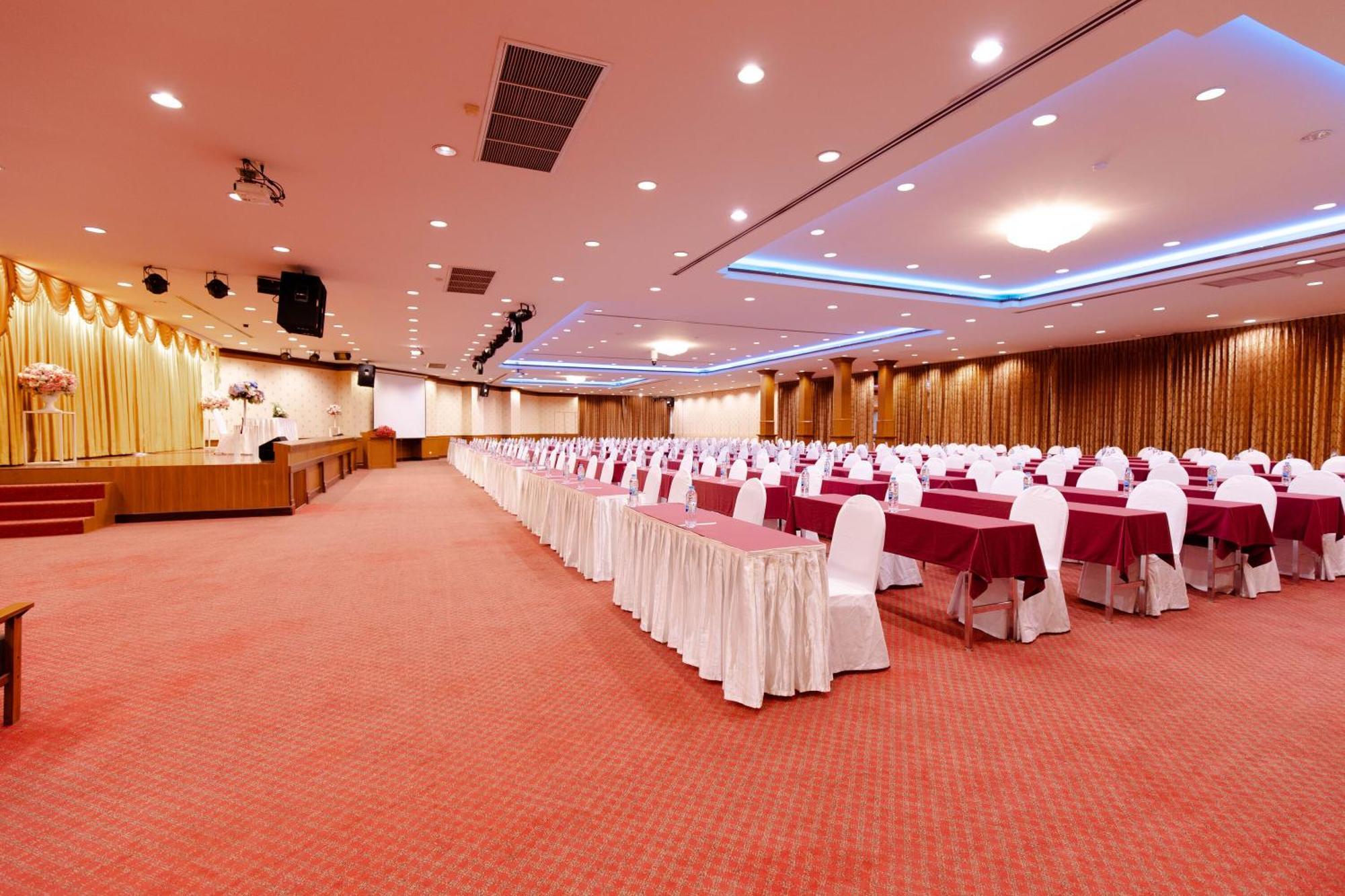 Chumphon Gardens Hotel Экстерьер фото