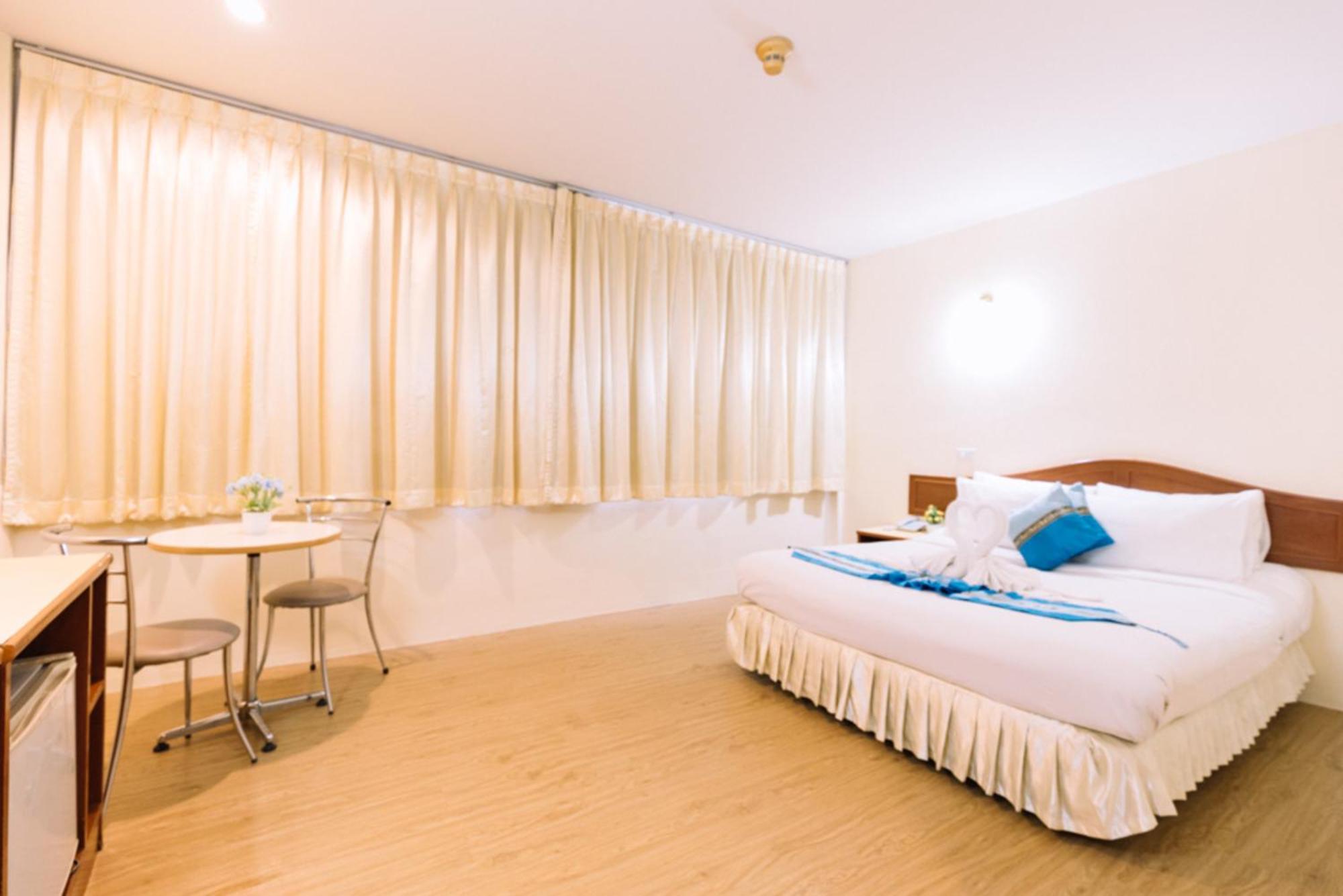 Chumphon Gardens Hotel Экстерьер фото