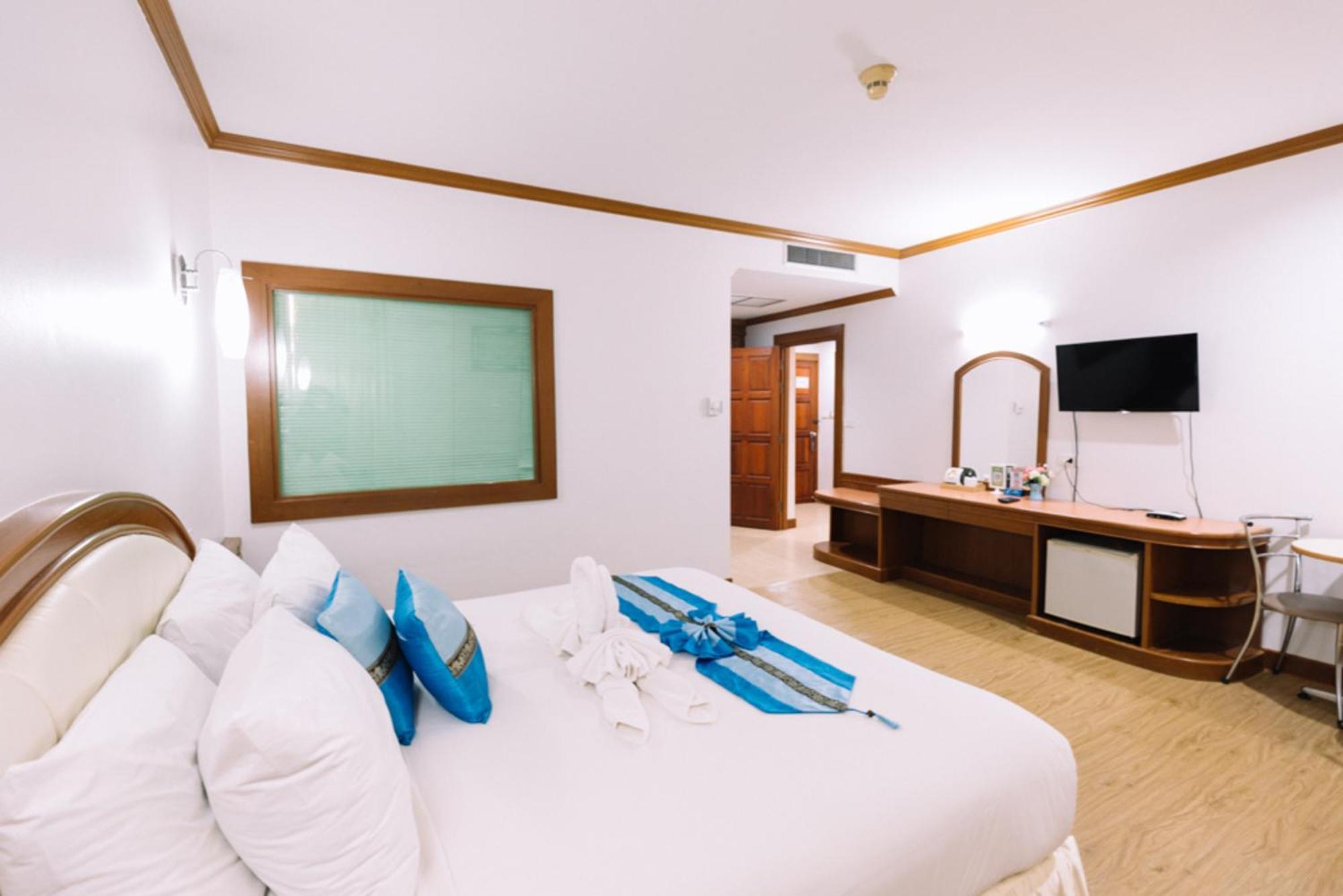 Chumphon Gardens Hotel Экстерьер фото