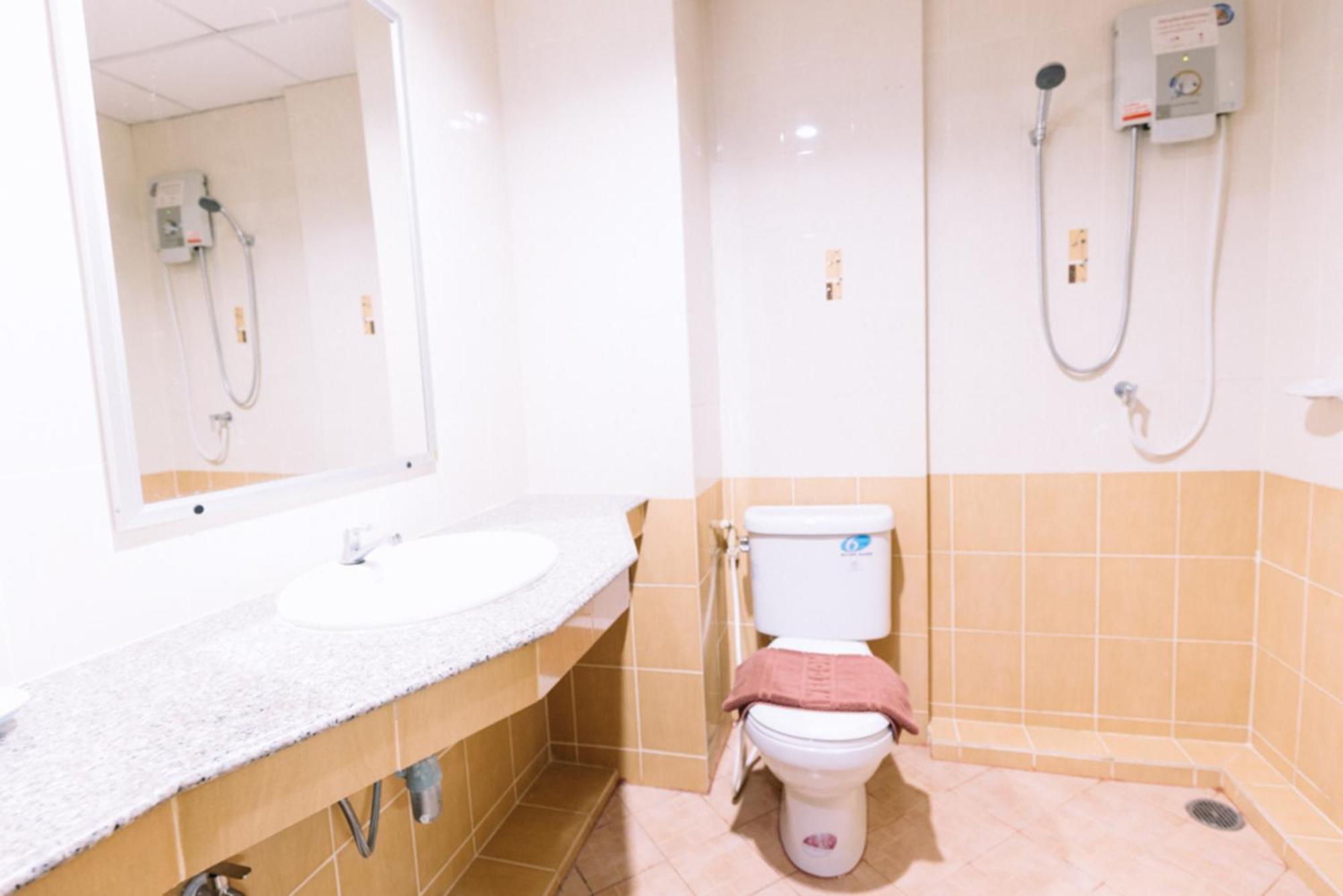 Chumphon Gardens Hotel Экстерьер фото