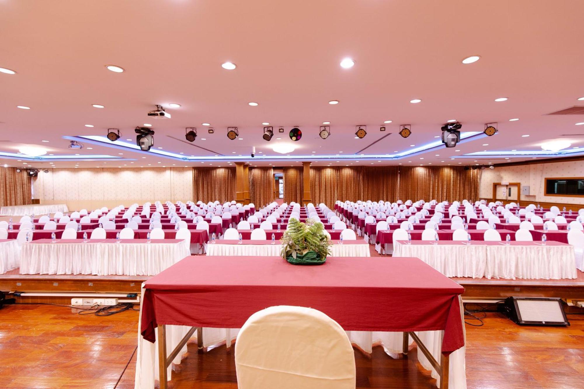 Chumphon Gardens Hotel Экстерьер фото