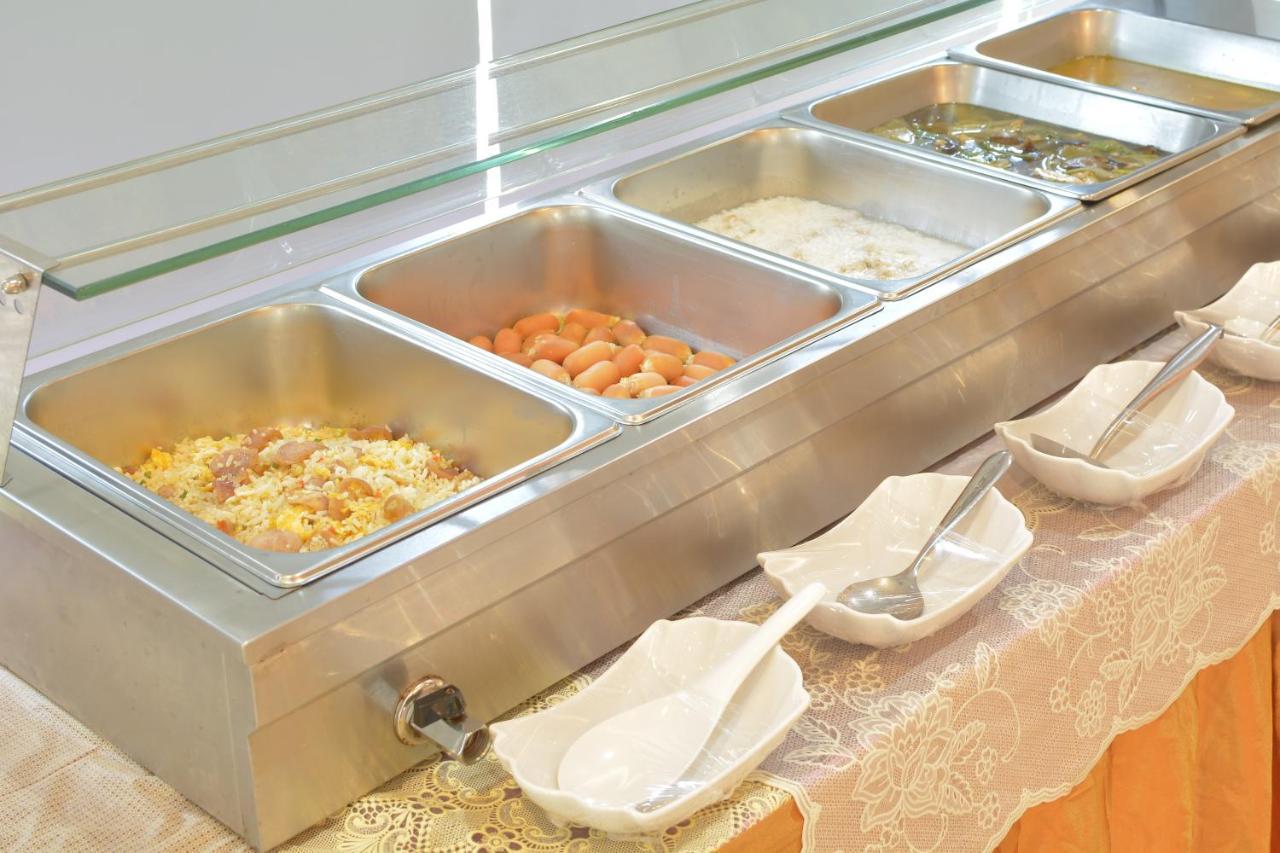 Chumphon Gardens Hotel Экстерьер фото