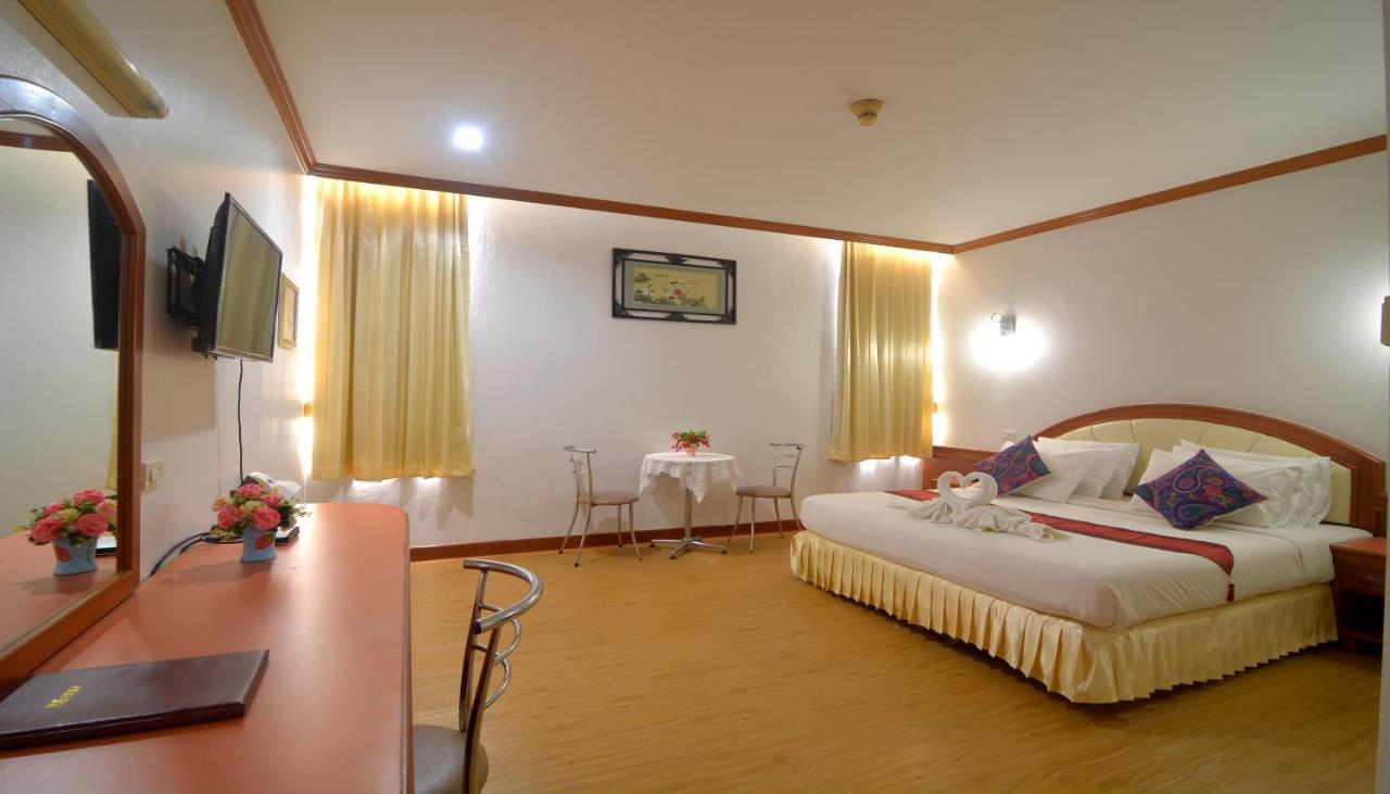 Chumphon Gardens Hotel Экстерьер фото